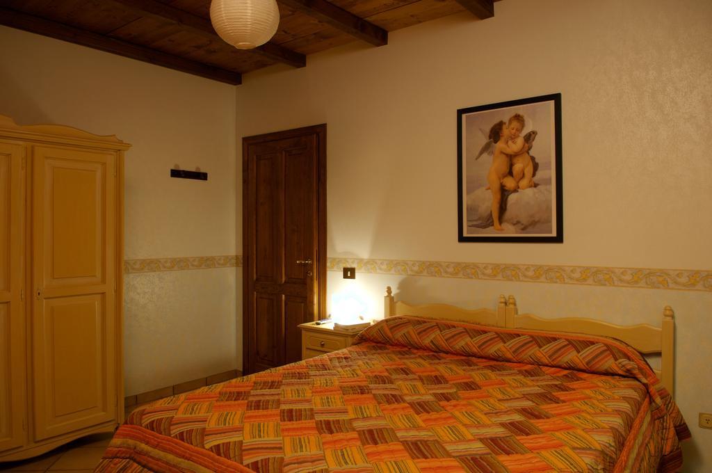 La Colonna Bed & Breakfast Montelanico Exterior photo